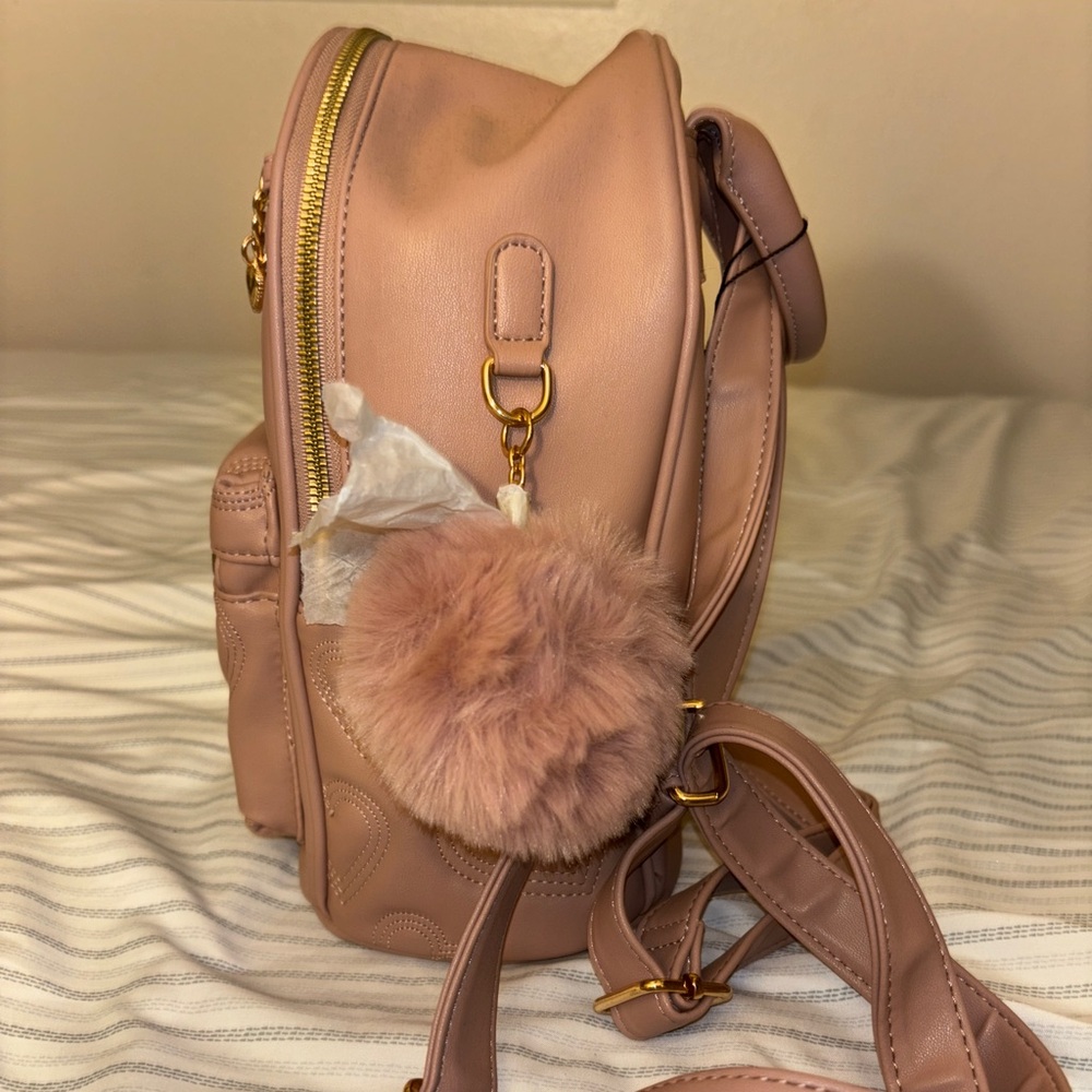 cute small backpack - Picture 4 of 4
